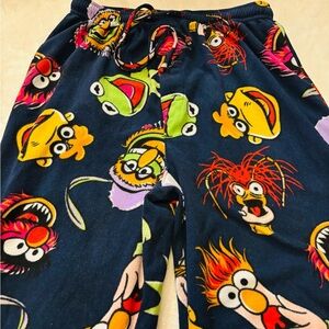 Disney All Over Printed Pajama Pants EUC Size Large